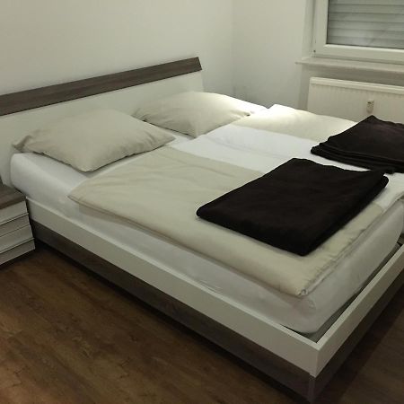 Hotel Friesenhof Westoverledingen エクステリア 写真